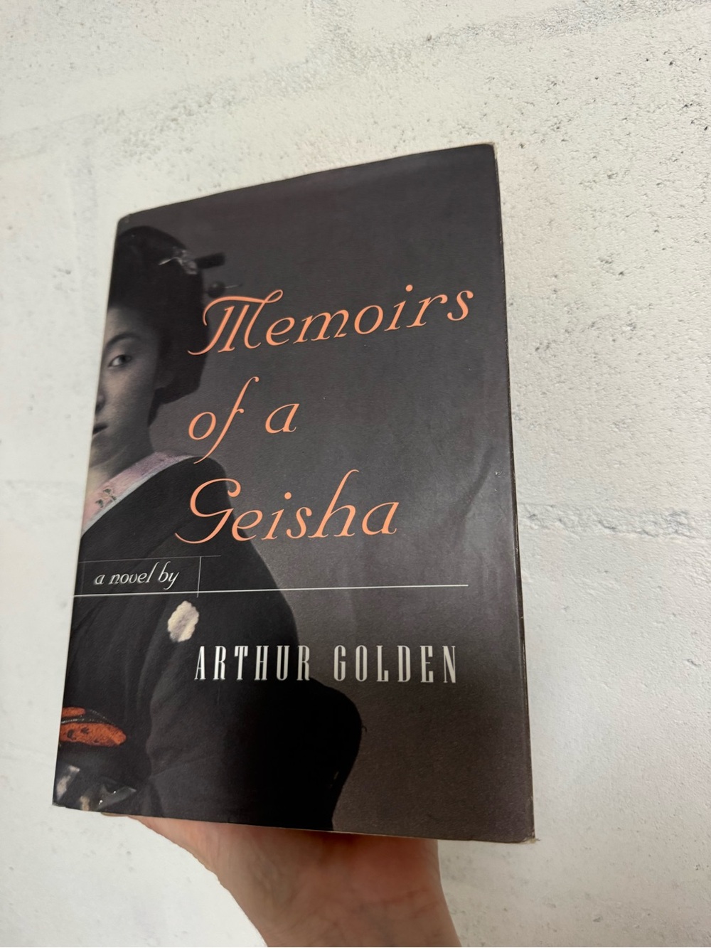 Memoirs of a Geisha by Arthur Golden - Black Hardcover